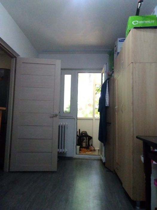 Persoana fizica! Vând apartament cu 3 cam