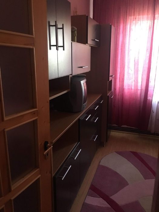 Apartament 4 camere zona Zimbru