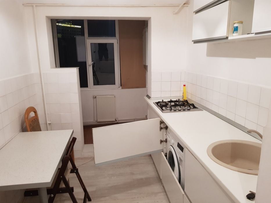 Apartament centru Palas, 2 camere decomandat