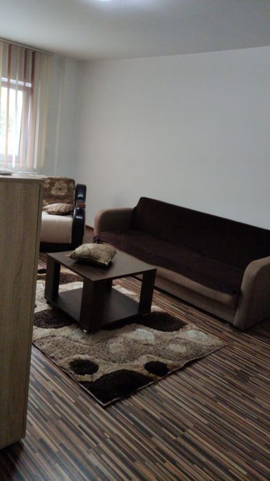 Apartament 3 camere, închiriere, Palatul de Justiție, UMF