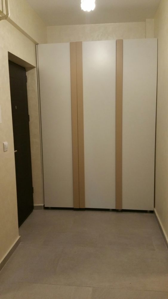 Proprietar închiriez apartament cu 3camere Tătăras(bloc nou)