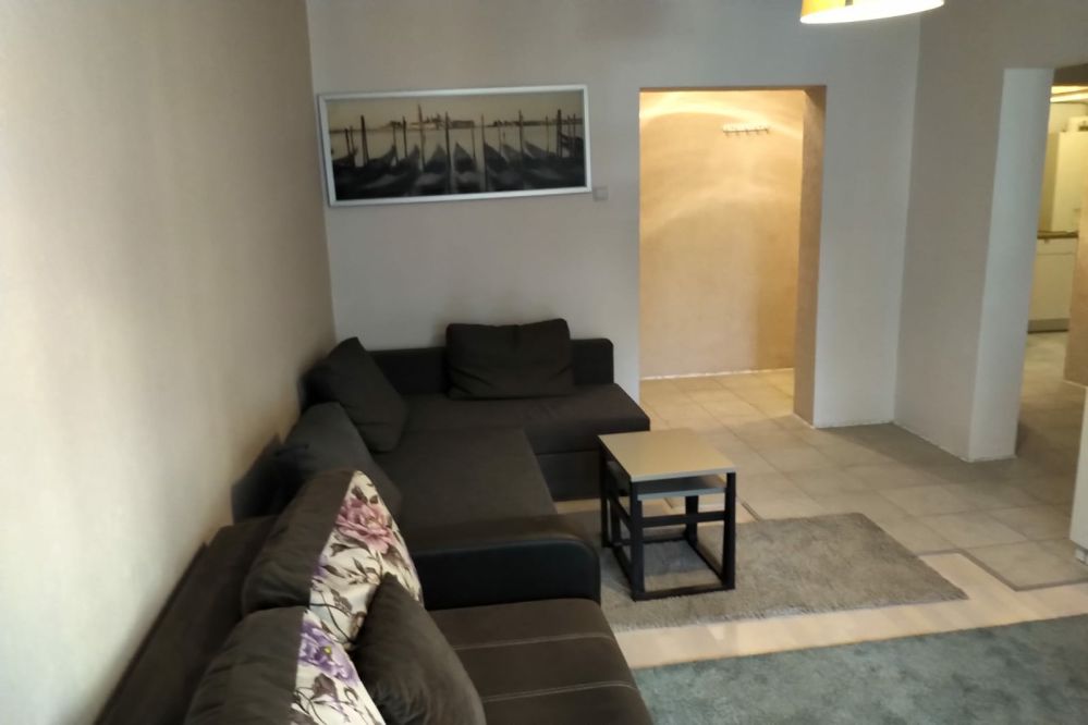 Apartament 3 camere de inchiriat