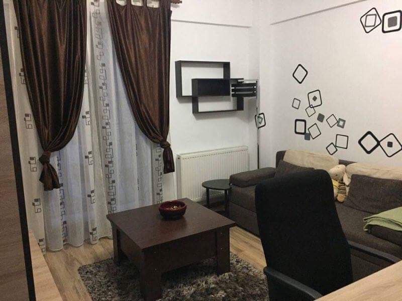 Proprietar - apartament 3 camere Nicolina Belvedere