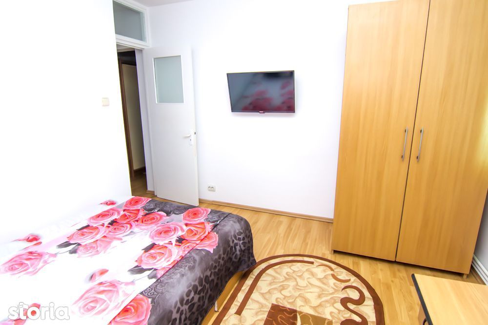 Apartament 3 camere, Podu de Fier