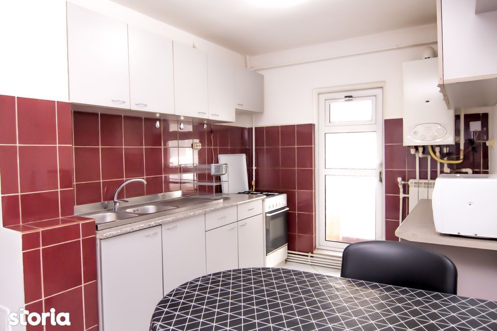 Apartament 3 camere, Podu de Fier