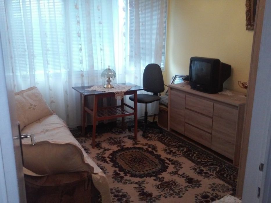 Apartament CENTRU(pentruUMF Iasi)-3 camere ,mobilat si utilat complet