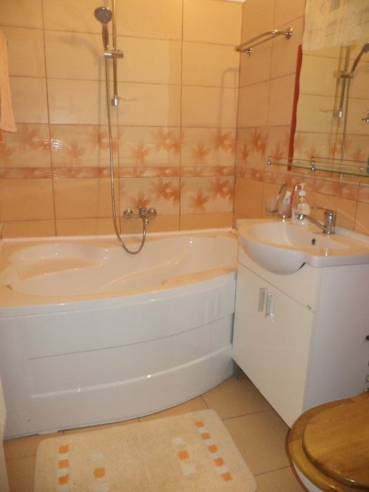 Apartament CENTRU(pentruUMF Iasi)-3 camere ,mobilat si utilat complet