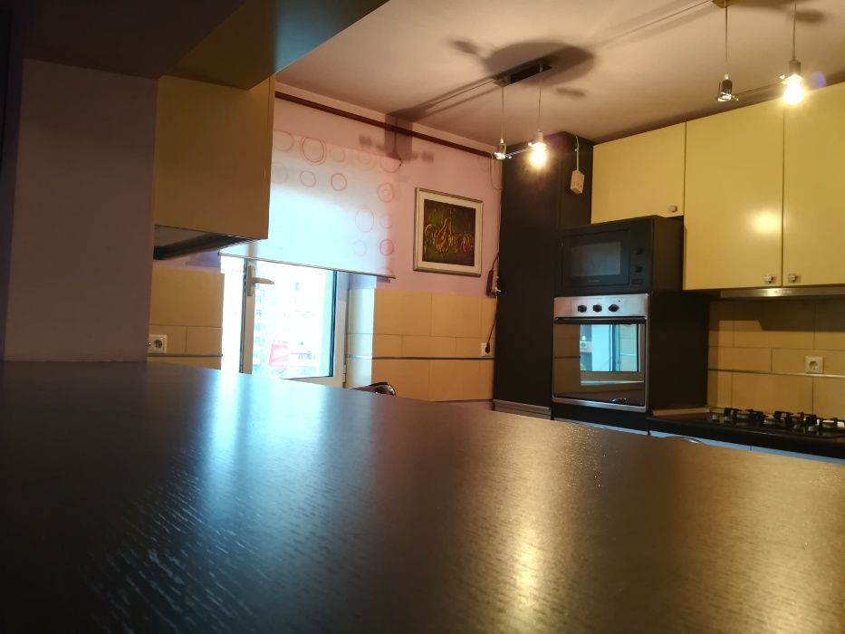 Apartament lux 4 camere pe Soseaua Arcu