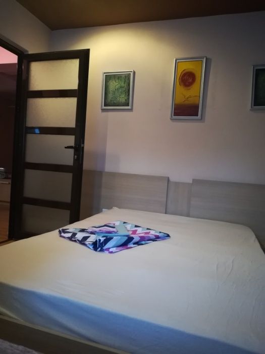 Apartament lux 4 camere pe Soseaua Arcu