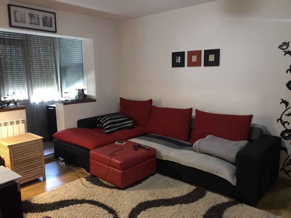 Vand apartament doua camere complet mobilat si utilat