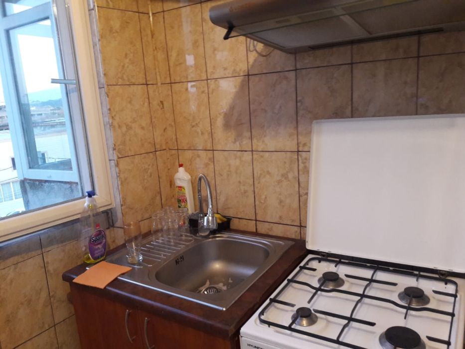 Vand apartament zona buna