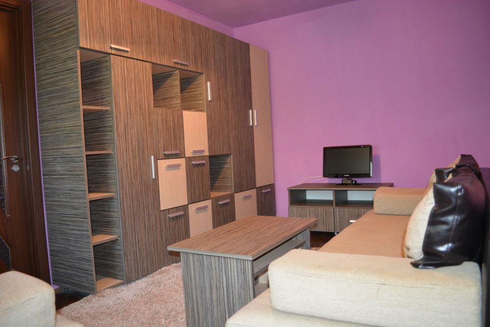 Proprietar ofer spre vanzare ap 2 camere