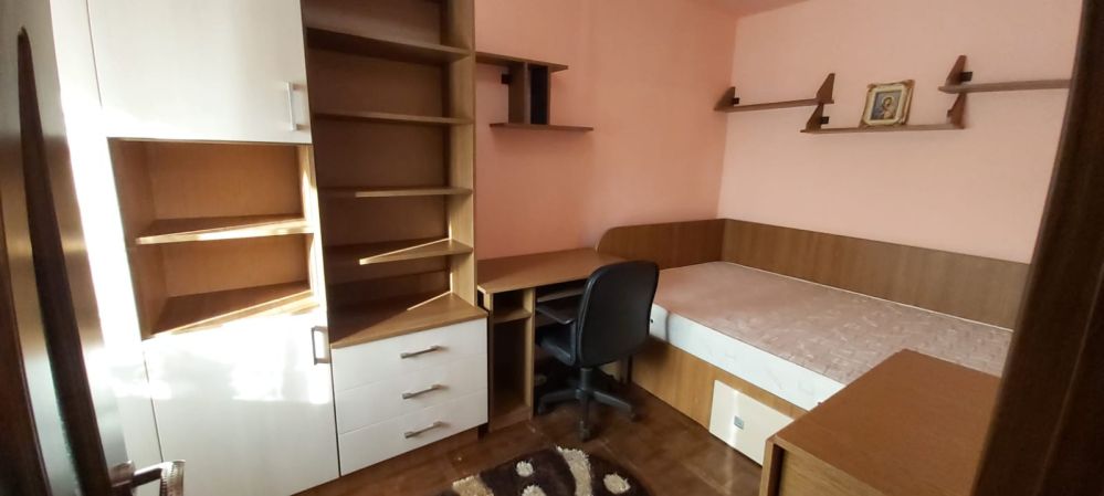 Proprietar ofer spre vanzare ap 2 camere