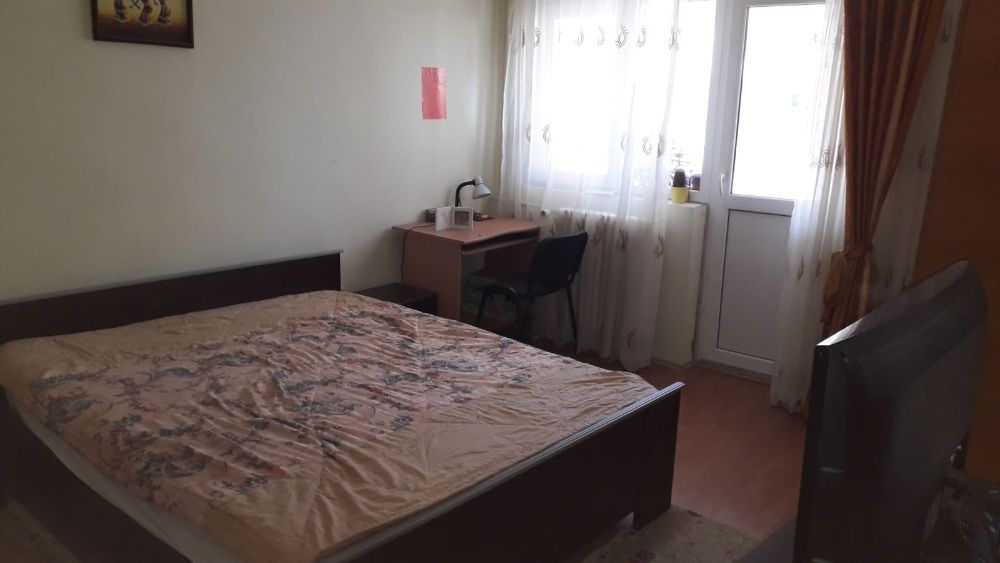 Apartament 2 camere , decomandat , Craiova - 1 Mai-Ciuperca