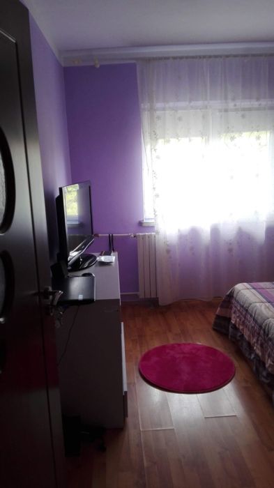 Vând apartament !!!