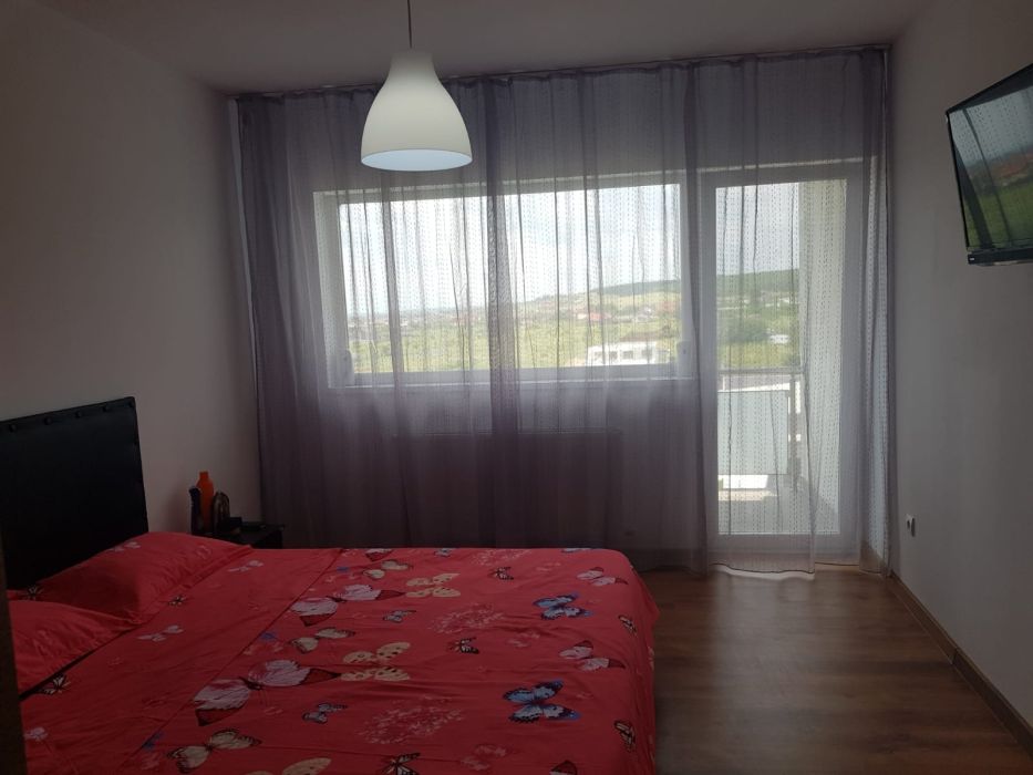 Vand Apartament 3 camere