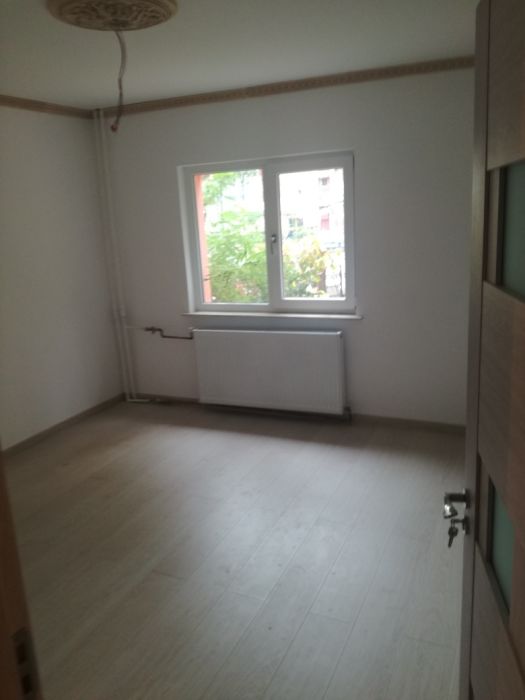 Apartament 3 cam particular Cv Noua