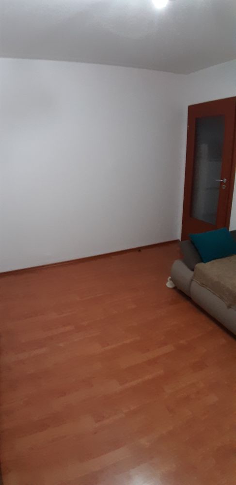 Vand apartament 3 camere particular la cheie