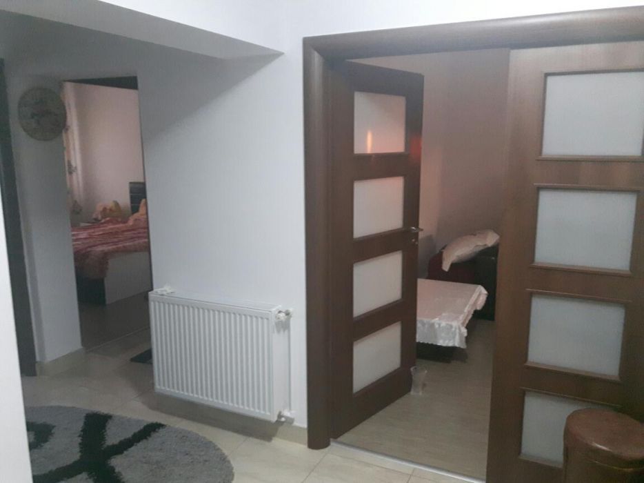 Apartament 3 camere decomandat-bilateral