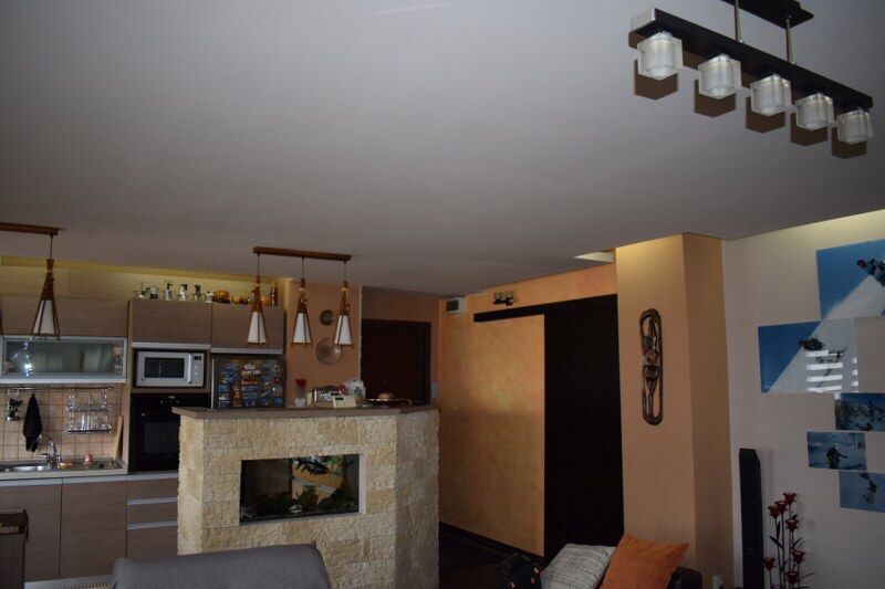 Apartament 4 camere, 97 m pătrați, an 1990