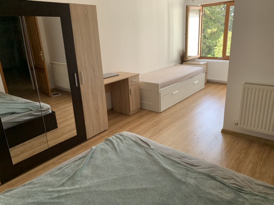 Caut colega de apartament