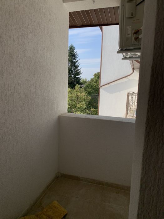 Caut colega de apartament