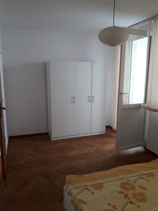 Apartament 3 camere zona Budapesta