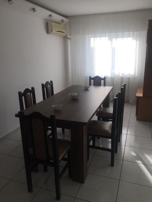 Apartament 4 camere