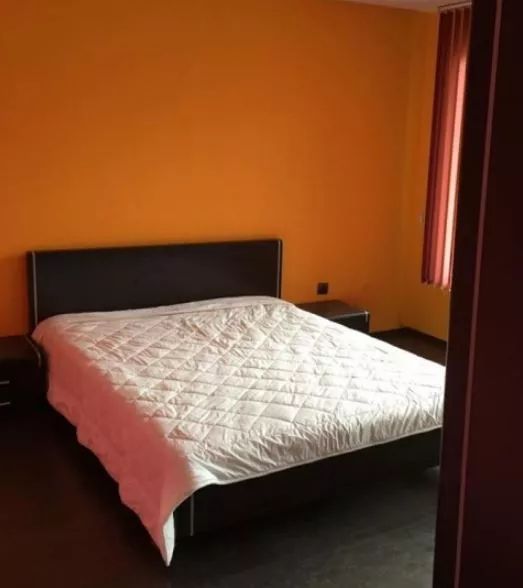 Apartament de inchiriat, Piata Romana