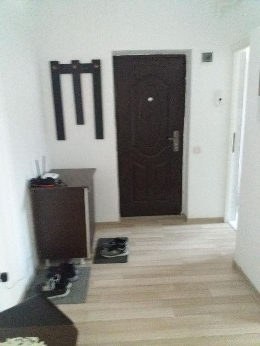 Apartament de vanzare urgent floresti, etaj 1