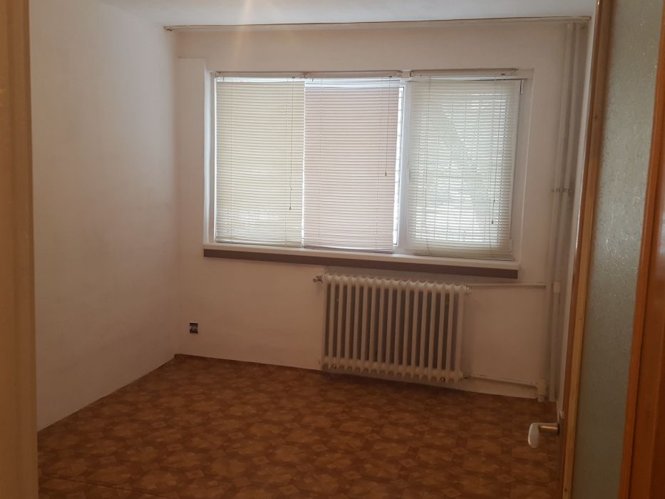 2 camere/ parter cu balcon Militari - str Apusului/proprietar