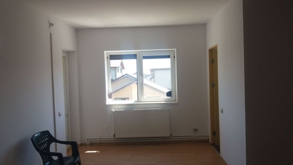 De vanzare apartament comuna Berceni