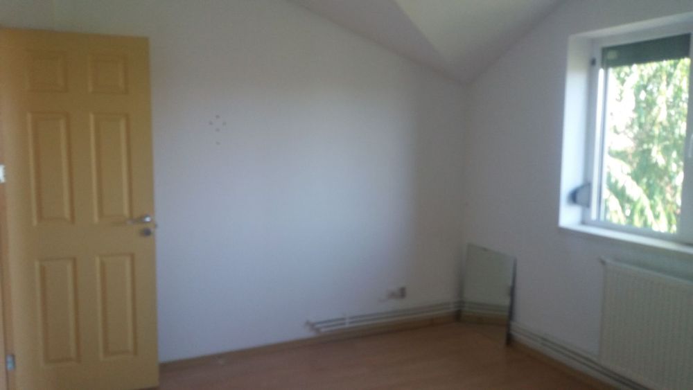 De vanzare apartament comuna Berceni