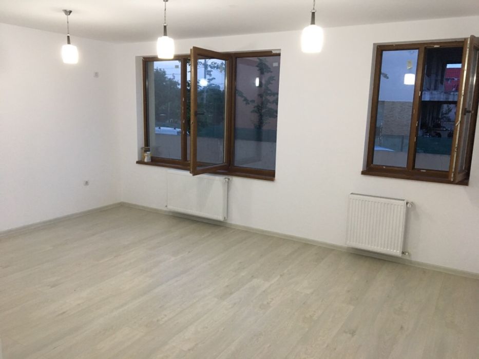 De vanzare apartament 2 camere