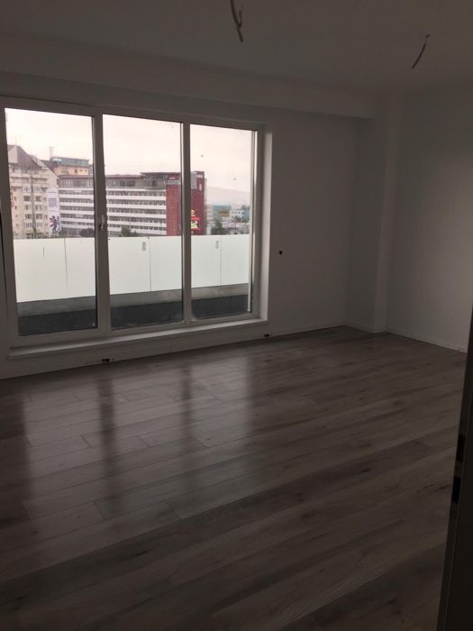 Vand apartament cu 2 camere