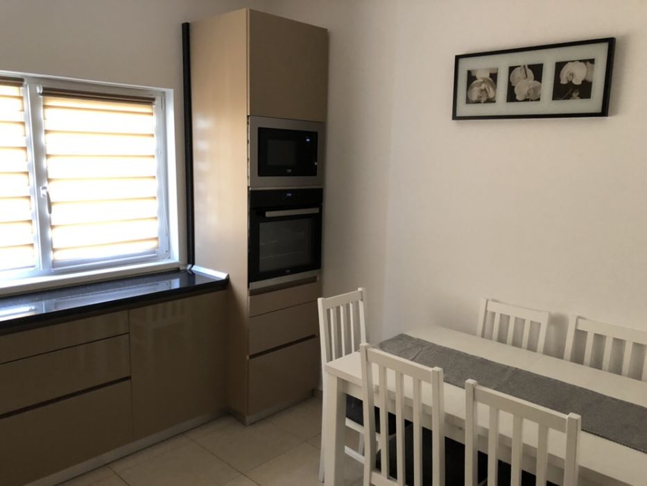 Apartament + garaj ind. zona Borhanci