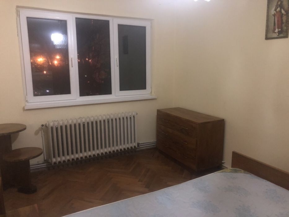 Vand apartament 3 camere decomandate grigorescu zona profi