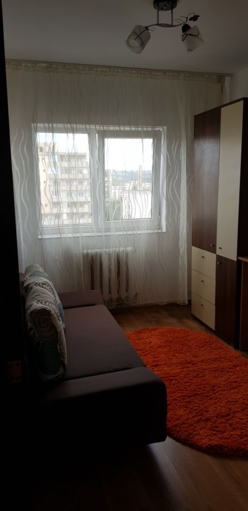 PF vand apartament 3 camere decomandat Piata Ion Mester