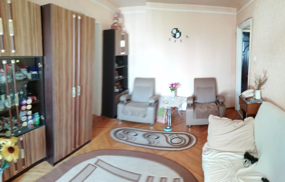 PF vand apartament 4 camere manastur