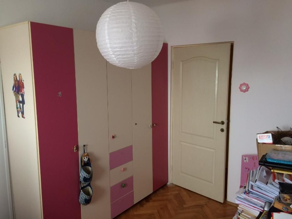 Vand apartament 4 camere 110mp Zorilor str. Lunii 26