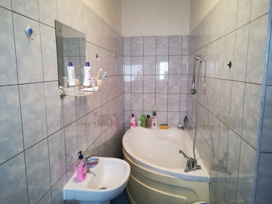 Vand casa in zona Platinia-Polivalenta