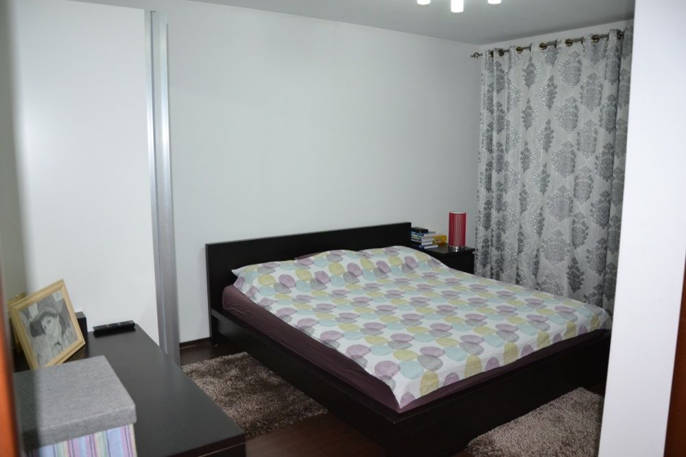 Apartament 3 camere -bloc 2007 zona Mall Vitan -loc parcare subteran