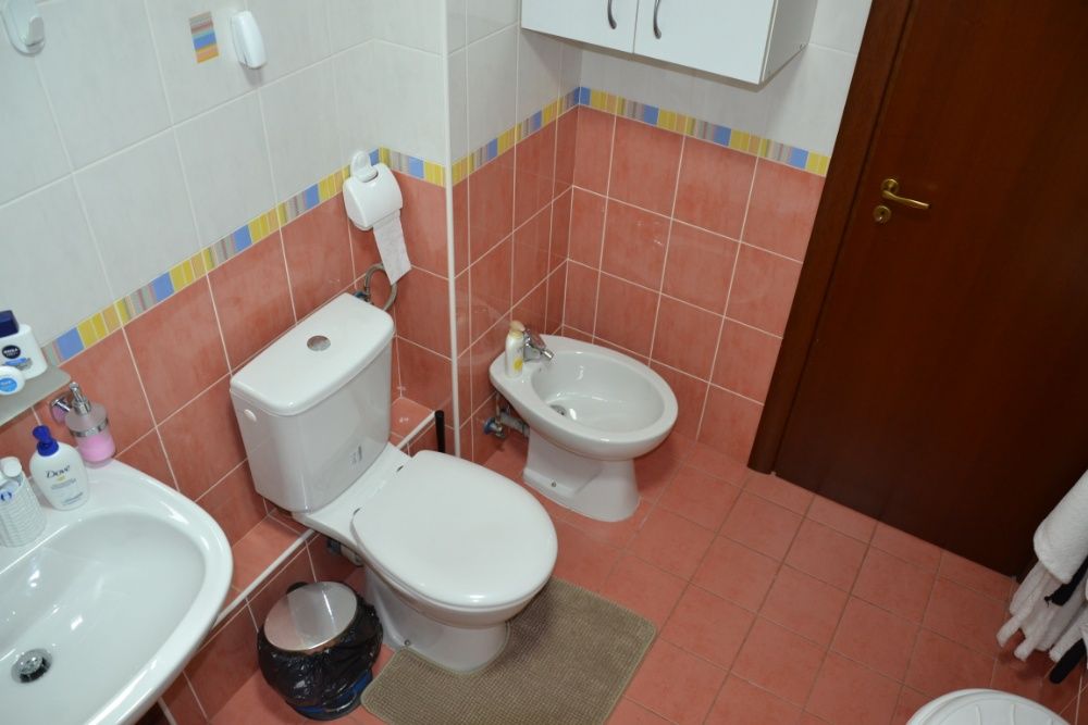 Apartament 3 camere -bloc 2007 zona Mall Vitan -loc parcare subteran